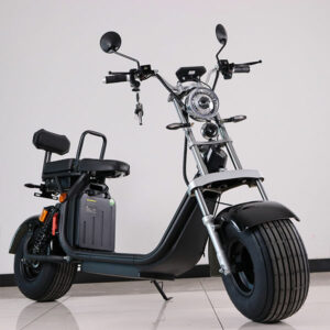 City COCO 06 – Black Harley Kolobežka Chopper